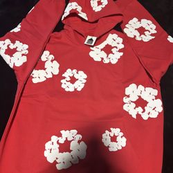 Red Denim Tear Size Large 