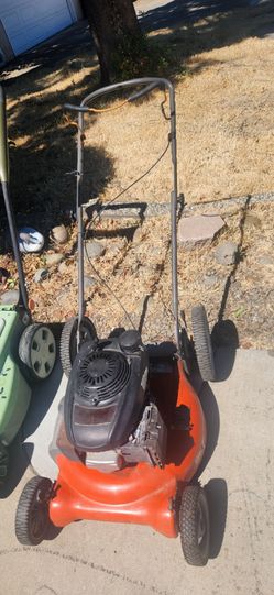 Husqvarna 6.75hp Honda 160cc push Lawnmower $100 no bag