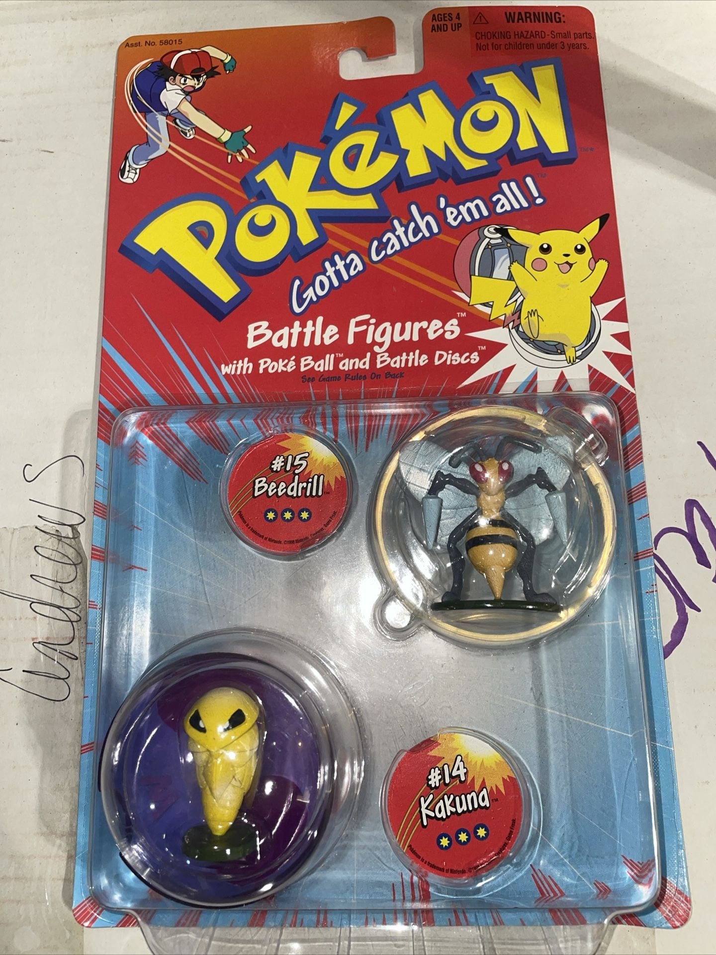 Pokemon Movie #15 Beedrill #14 Kakuna 2" Battle Figures Discs Poke Ball Hasbro