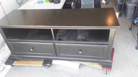 Pottery Barn TV/ Entertainnent Console