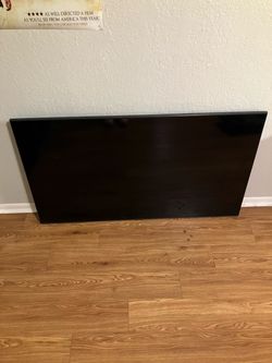Samsung TV & Mount