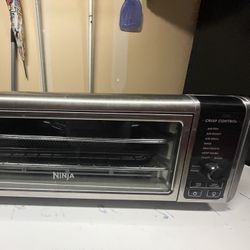Ninja Toaster Oven/air fryer