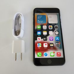 iPhone 8 Plus - UNLOCKED - Like New 