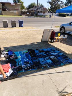 Yardsale! Everything must gooo