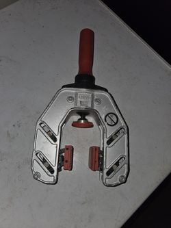 8 Bessey Edge Clamps