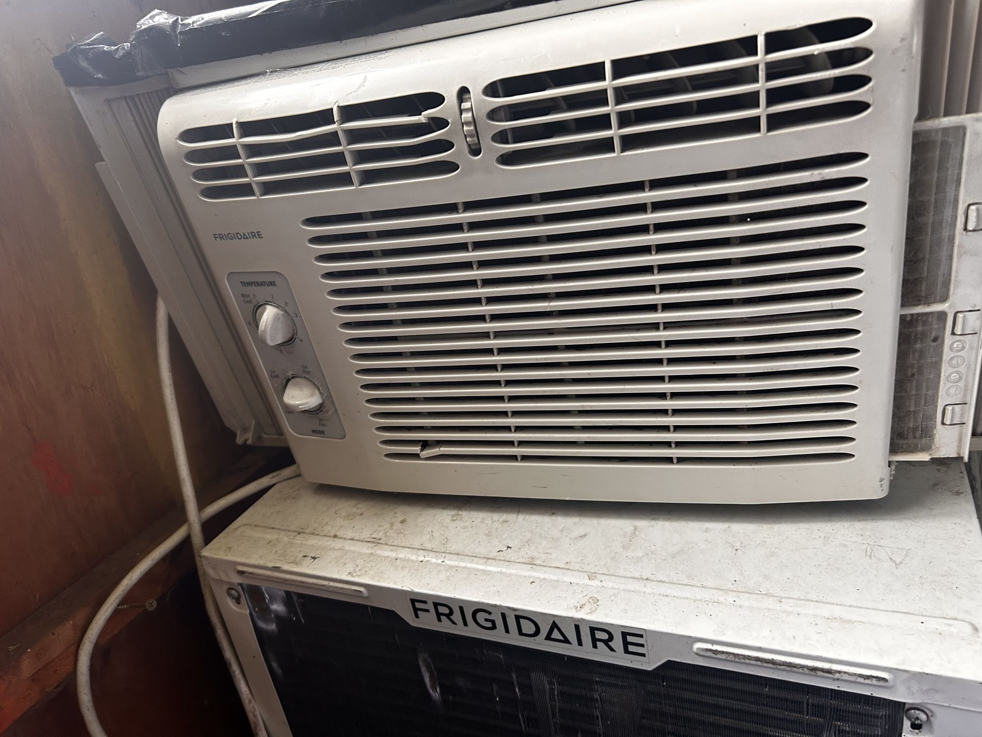 Small Air Conditioner