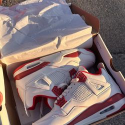 Valentine 4s, Size 8.5