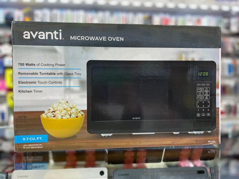 AVANTI Microwave Oven
