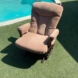 Glider Chair Dutailier