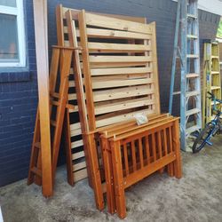 Twin Beds 