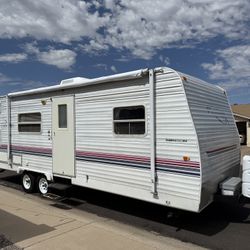 2004 Fleetwood Pioneer 24FT Good Shape Everything Works Ready To Go Must See