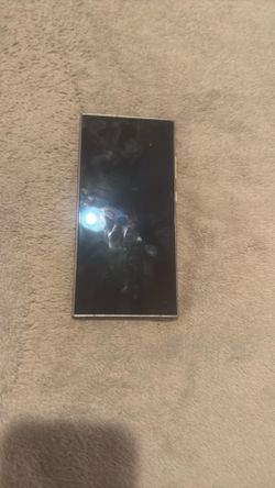 Samsung Galaxy S24 Ultra comes with case