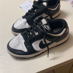Nike Dunks Size 6