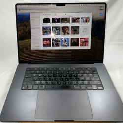 2023 MacBook Pro M3 16" - 1 TB - 18 GB RAM - M3 Pro 12 Core CPU, 18 Core GPU,