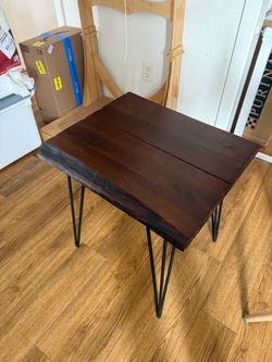 End table / Coffee table