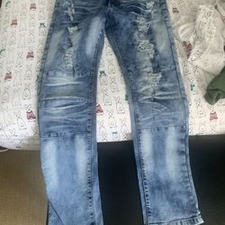 Light Blue Ripped Jeans 