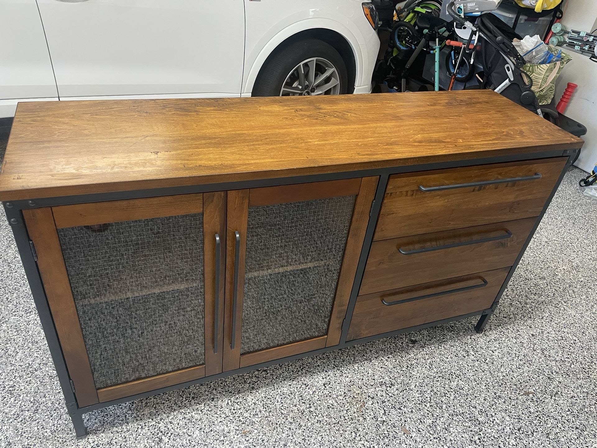 Credenza