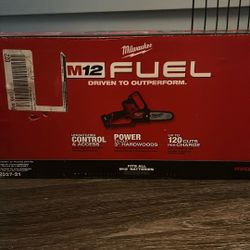 M12 Hatchet Pruning Saw