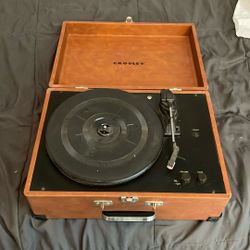 Crosley Model CR249 Record Player