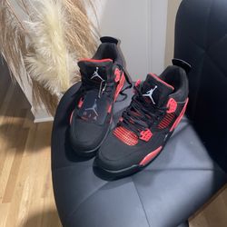 Jordan 4 Red Thunder — Size 9.5 — Clean Condition — 100% Authentic