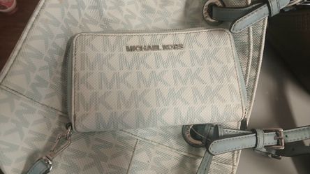 Michael Kors Purse And Wallet Set