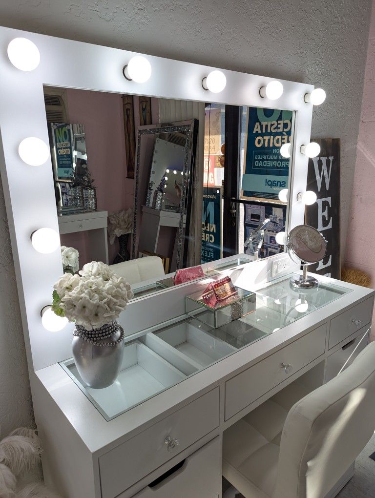 Vanity with XL mirror
