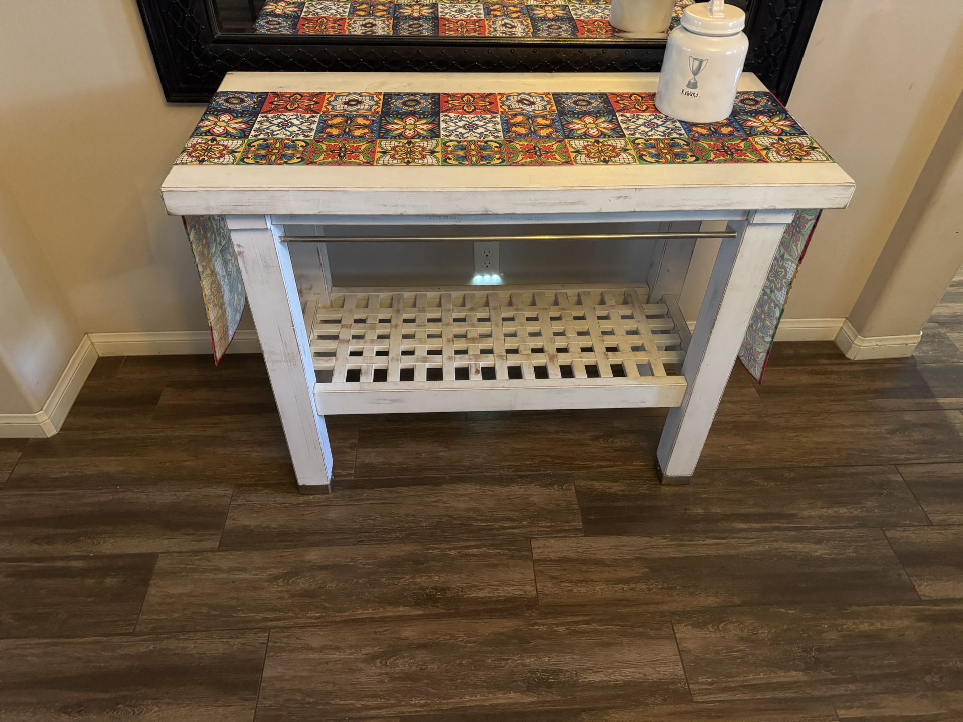 Kitchen Island Table (Bar Table)