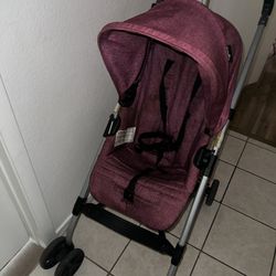 Evenflo Urbini reversi Stroller 