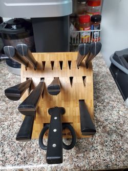 Calphalon Knife Set for Sale in Sacramento, CA - OfferUp