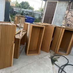 ► Free kitchen cabinets, only top, no doors, Removed Ready To Go