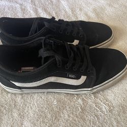 Vans Chakka Low - Size 11 - Men’s
