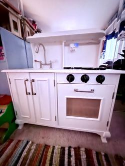 Pottery Barn Kids Chelsea All-in-One Play Kitchen
