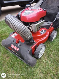 Craftsman  Leaf Vacuum, Chipper, Shredder, 4 in1 Plus Self-Propelled Yard Machine - 6.75HP B&S  Engine