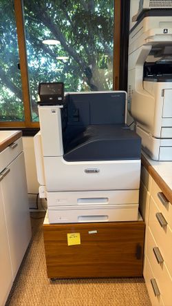 Almost New Xerox VersaLink 7000 A3 and 11x17 laser printer tabloid paper tray