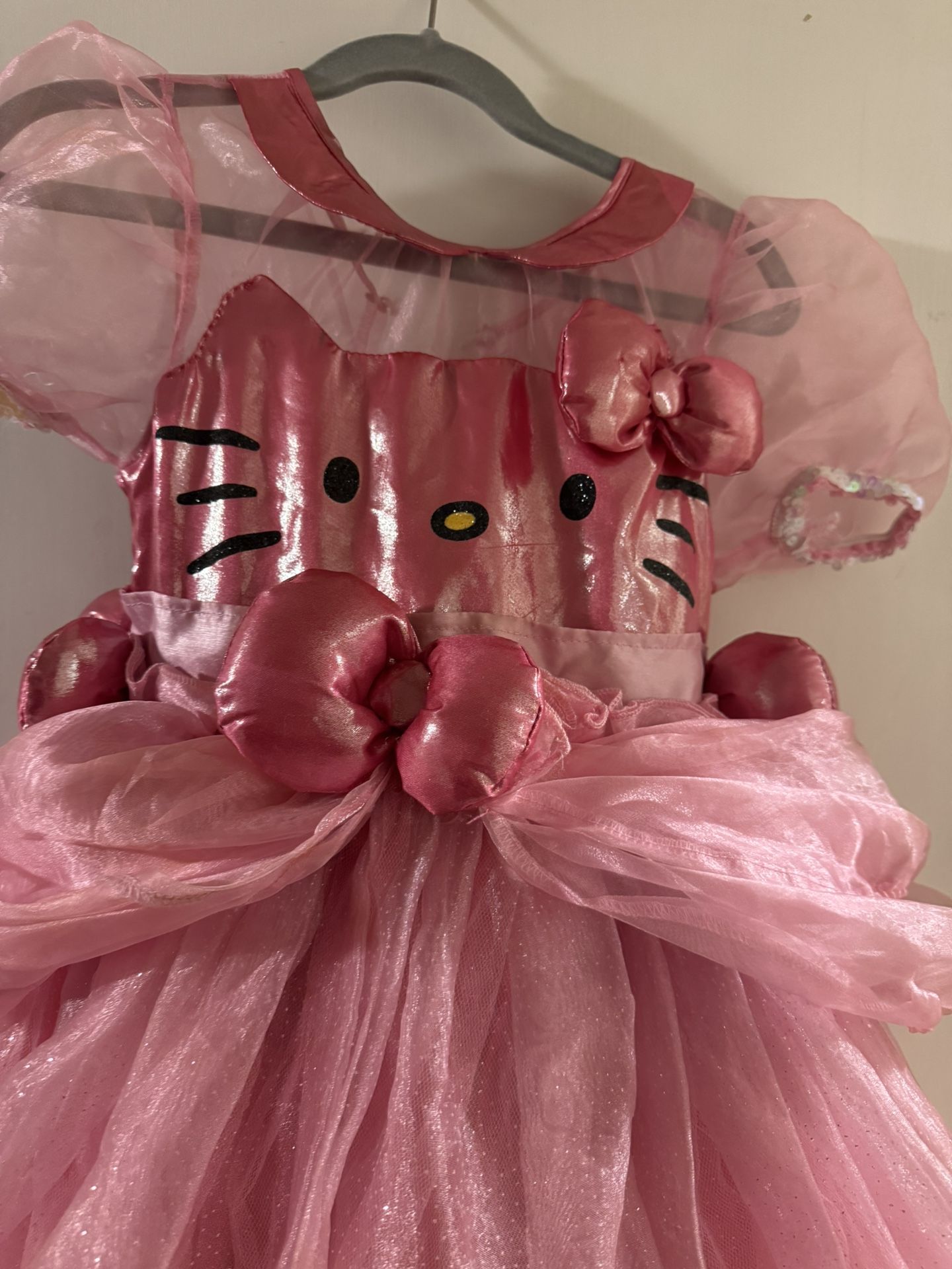 Hello kitty Chasing Fireflies Size 6 Ballgown