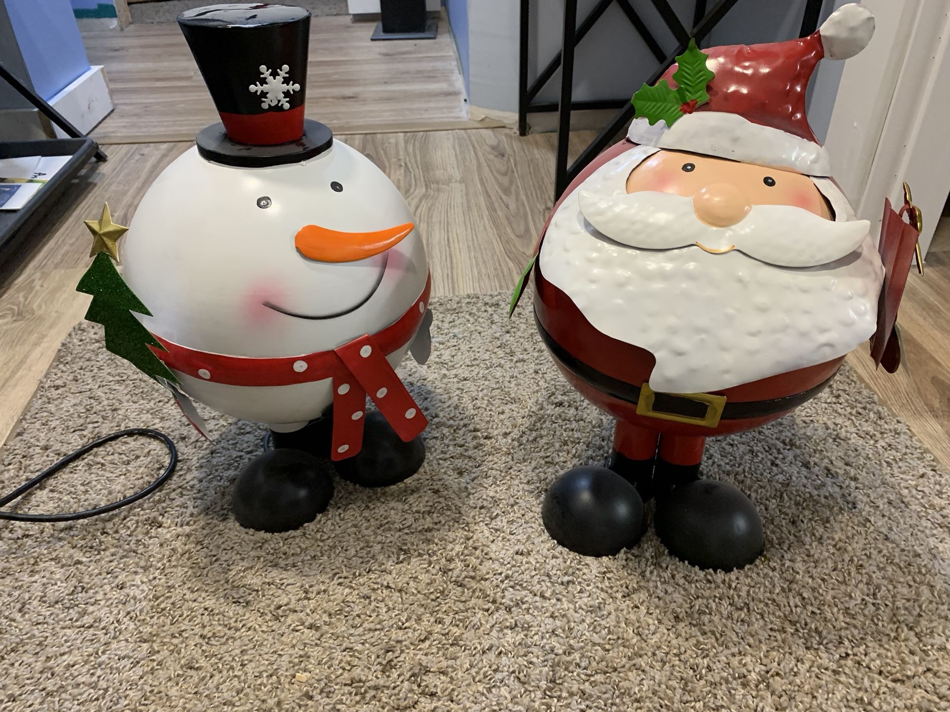 Bobble head Snowman And Santa