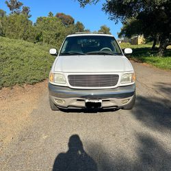 2001 Ford Expedition