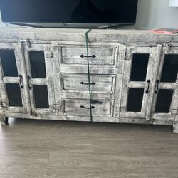 TV Stand 