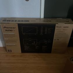 Pioneer Xumo Tv 40”