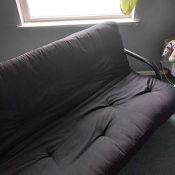 Black Futon