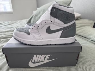 Jordan 1 Retro High Stealth