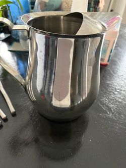 3Qt stainless steel pitcher