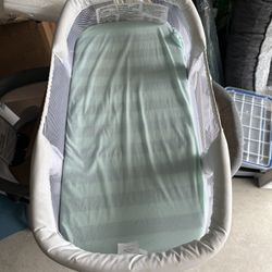 Safe Sleep Bassinet 