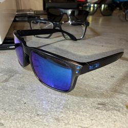 Oakley sunglasses