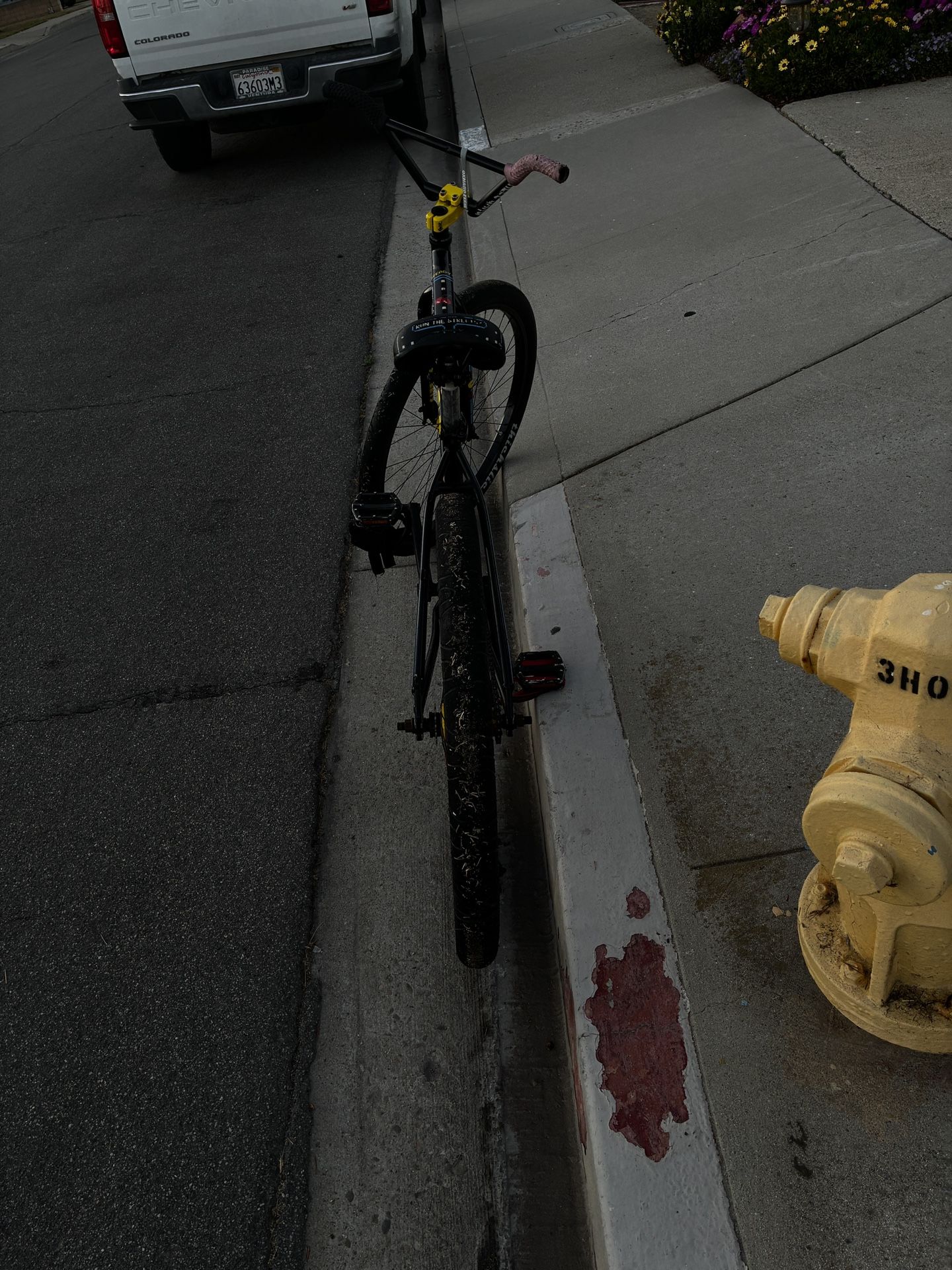 Selling My Pack Man Thorne Read Description