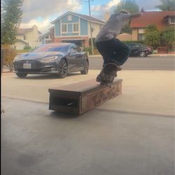 skateboard Box
