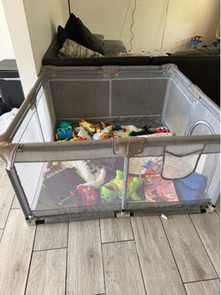 Play pen