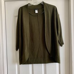 NEW Venus Sweater Size S