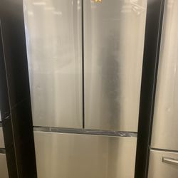 New Scratch And Dent Samsung 32” French Door Fridge Stainless Steel 6 Months Warranty 