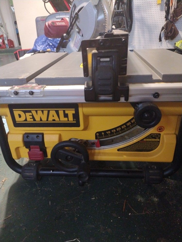 DeWalt Table Saw